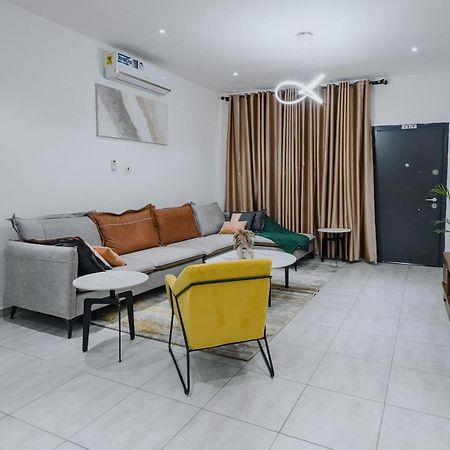 The Avery Apartments At Odomaa Place B, East Airport Аккра Экстерьер фото